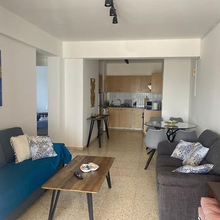 Galtheo Apartment Lachi Bagian luar foto