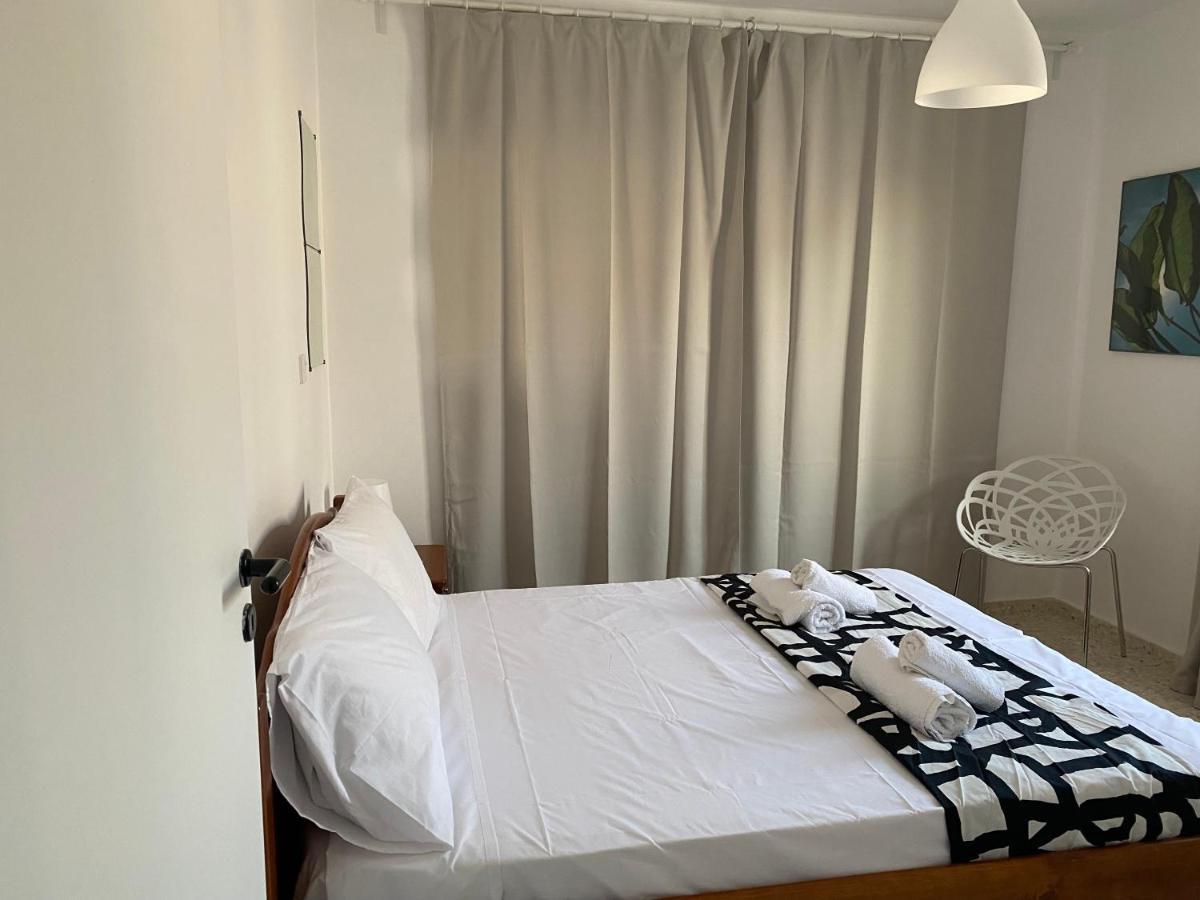 Galtheo Apartment Lachi Bagian luar foto